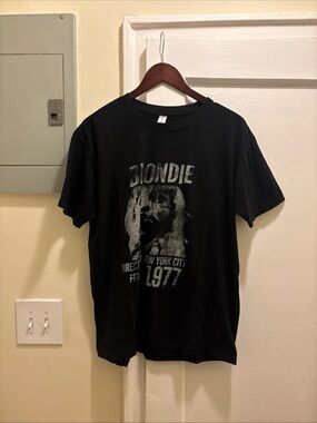 Men’s Blondie 1977 New York City Graphic Band T size Large
